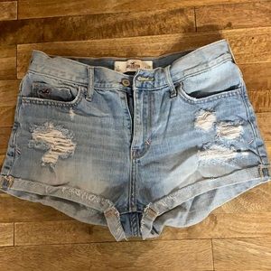 Ripped denim Hollister shorts